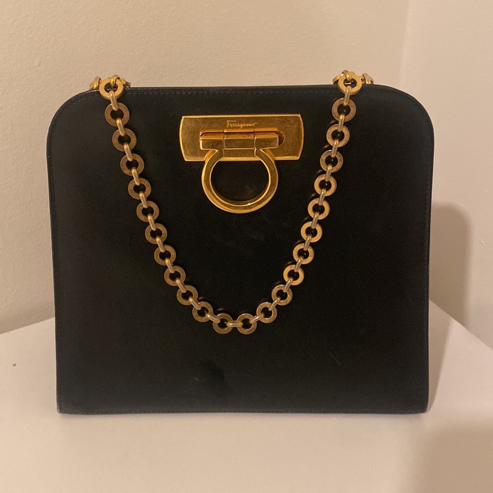 🔥Vintage Ferragamo Handbag Black Leather Chain Crossbody Bag with Gold Hardware